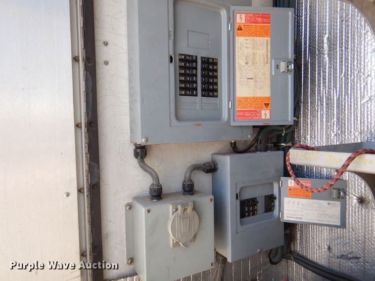 image for item DP4025 1994 International 4700  mobile command center truck