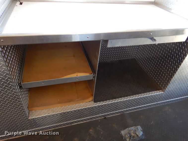 image for item DP4025 1994 International 4700  mobile command center truck