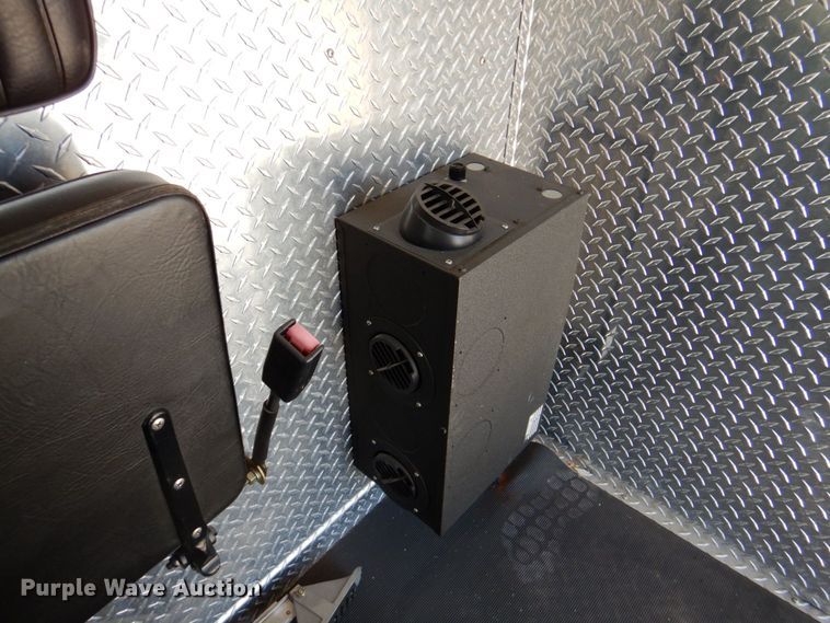 image for item DP4025 1994 International 4700  mobile command center truck