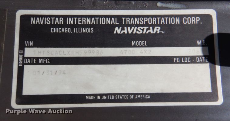 image for item DP4025 1994 International 4700  mobile command center truck