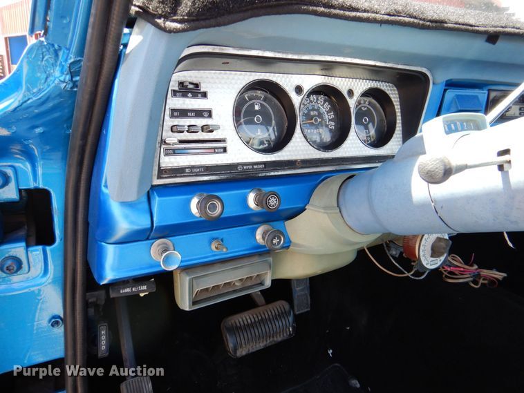 image for item DP4027 1981 Jeep J10  pickup truck