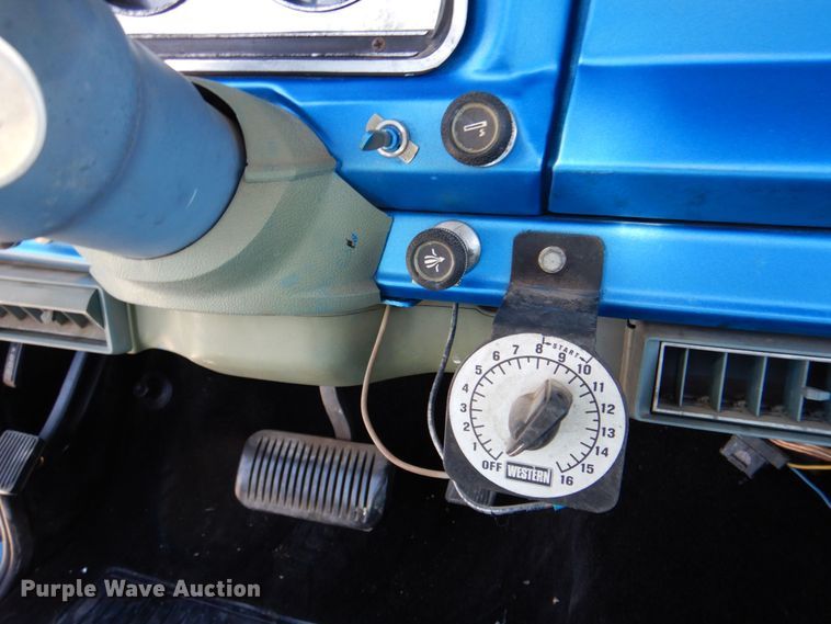 image for item DP4027 1981 Jeep J10  pickup truck