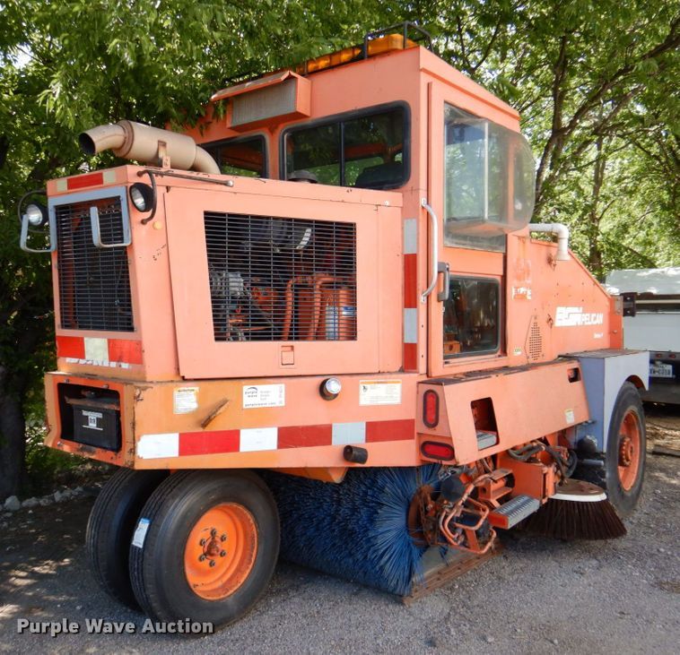 image for item DP4030 1998 Elgin Pelican Series P  street sweeper truck