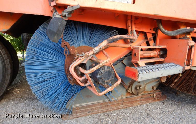 image for item DP4030 1998 Elgin Pelican Series P  street sweeper truck