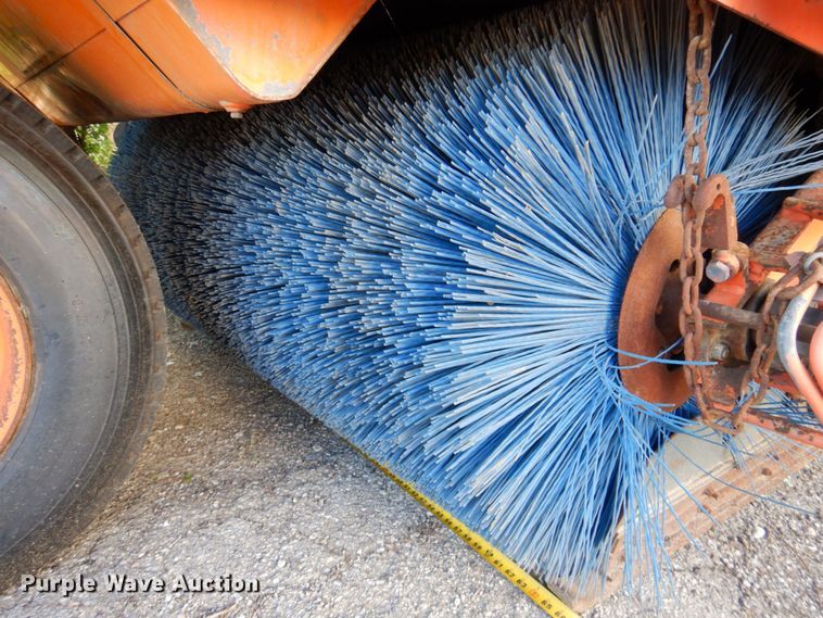 image for item DP4030 1998 Elgin Pelican Series P  street sweeper truck