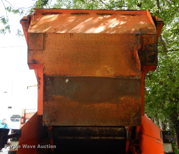 image for item DP4030 1998 Elgin Pelican Series P  street sweeper truck