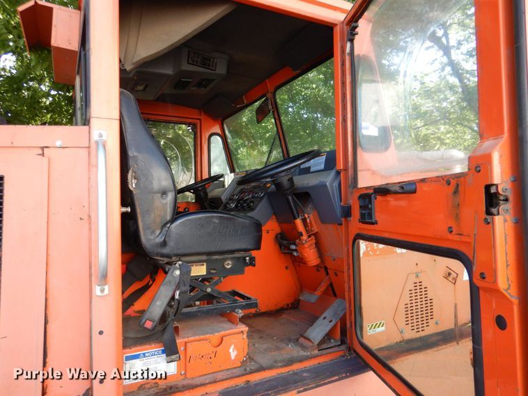 image for item DP4030 1998 Elgin Pelican Series P  street sweeper truck