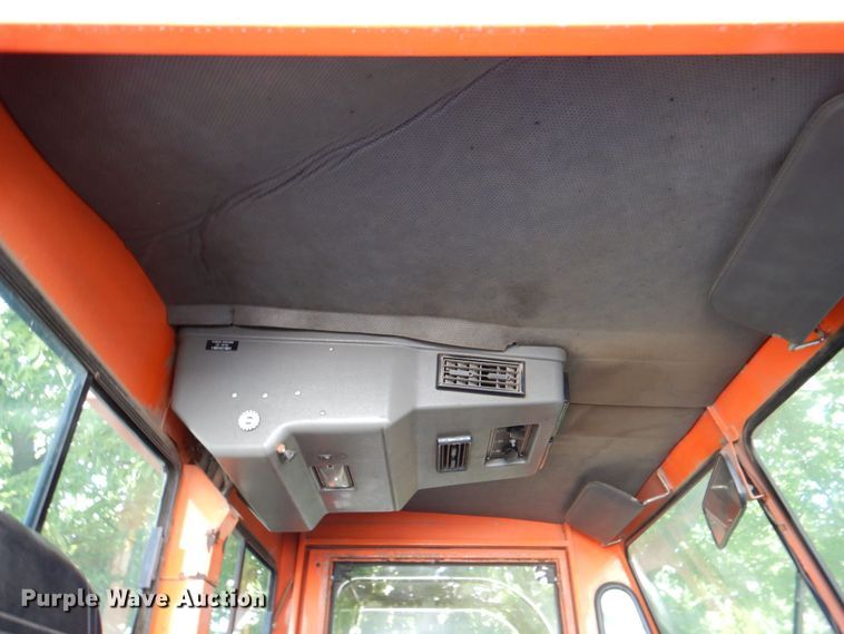 image for item DP4030 1998 Elgin Pelican Series P  street sweeper truck