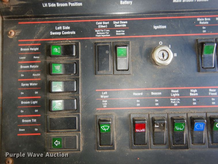 image for item DP4030 1998 Elgin Pelican Series P  street sweeper truck