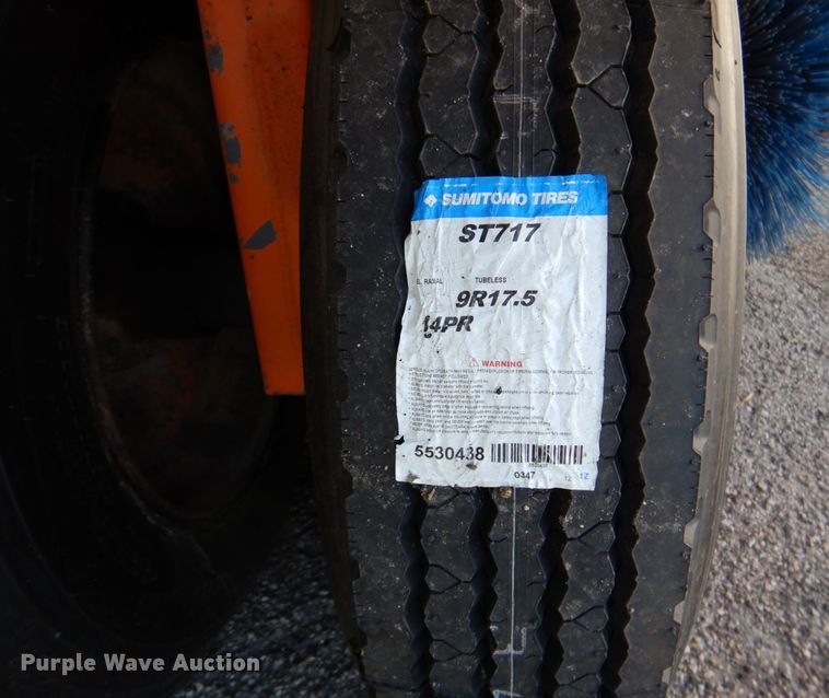 image for item DP4030 1998 Elgin Pelican Series P  street sweeper truck