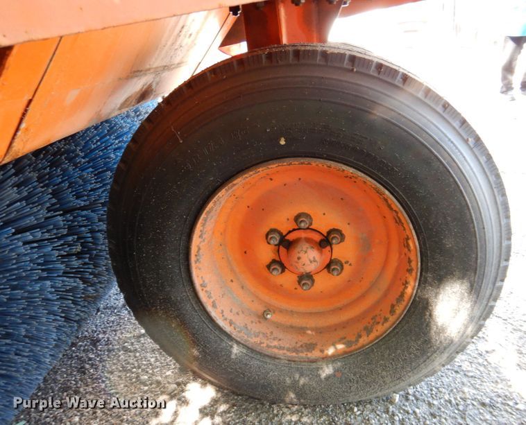 image for item DP4030 1998 Elgin Pelican Series P  street sweeper truck