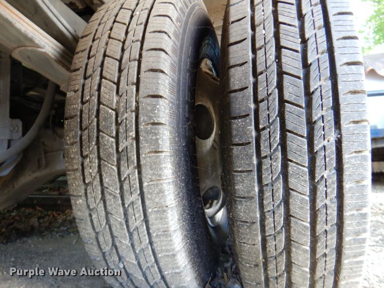 image for item DP4032 2012 Isuzu NPR HD  street sweeper truck