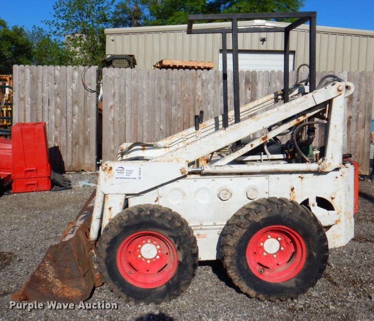 image for item DP4213 Melroe 444  skid steer loader