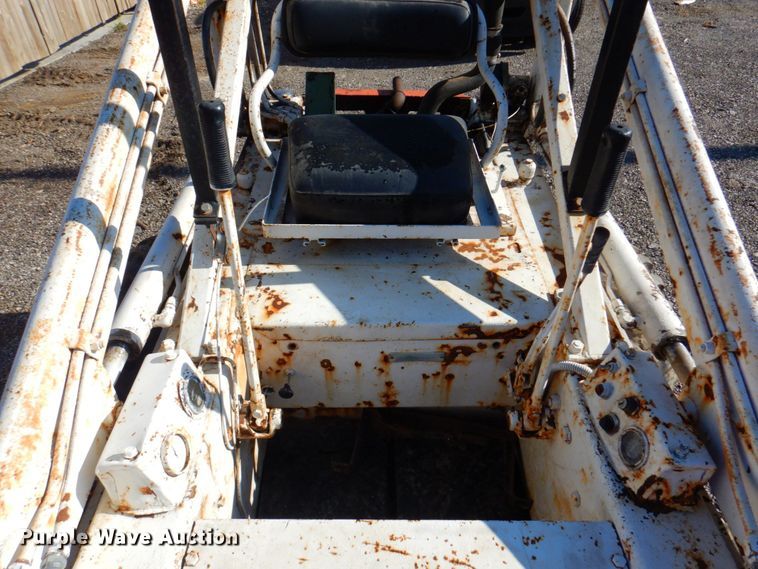 image for item DP4213 Melroe 444  skid steer loader