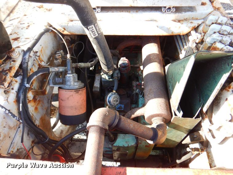 image for item DP4213 Melroe 444  skid steer loader