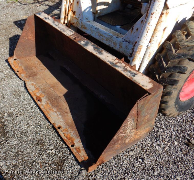 image for item DP4213 Melroe 444  skid steer loader