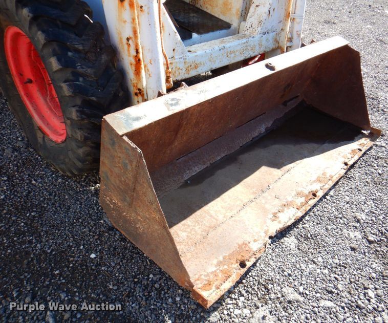 image for item DP4213 Melroe 444  skid steer loader