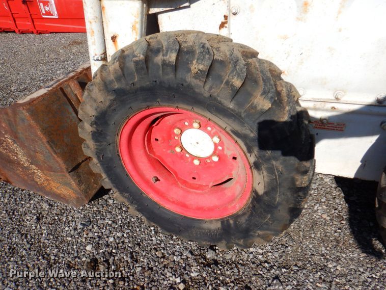 image for item DP4213 Melroe 444  skid steer loader