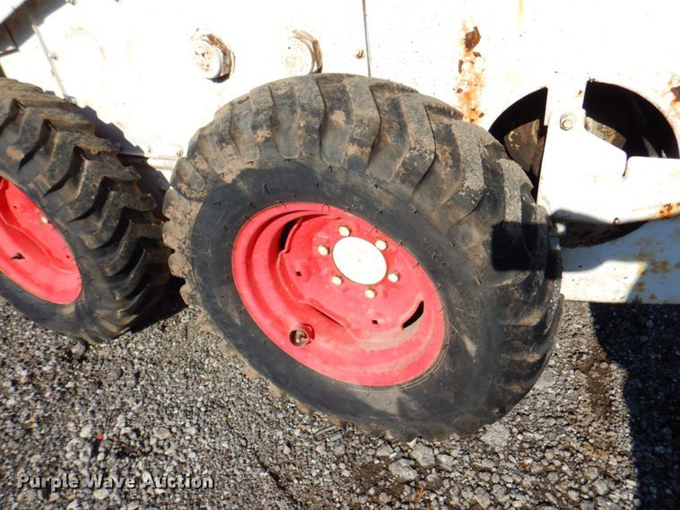 image for item DP4213 Melroe 444  skid steer loader