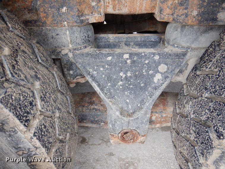 image for item DP5549 1996 International 4900  refuse truck