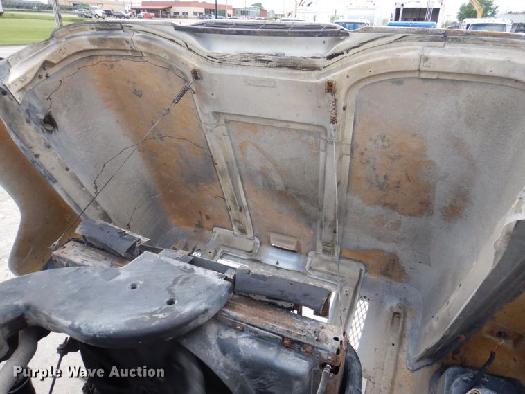 image for item DP5551 1997 International 2654  refuse truck