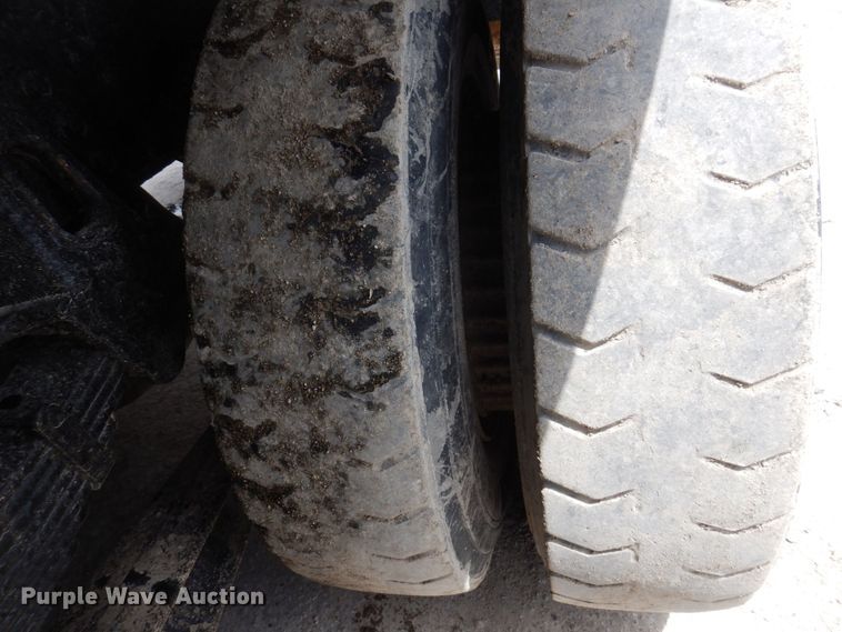 image for item DP5551 1997 International 2654  refuse truck