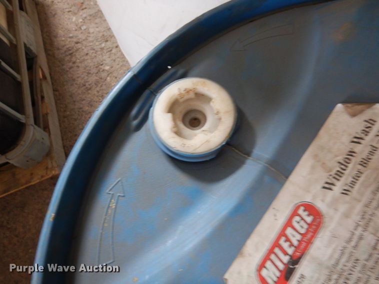 image for item DR0446 Approximately 25 plastic barrels