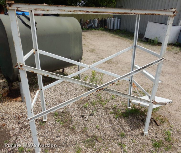 image for item DR0452 (3) tanks