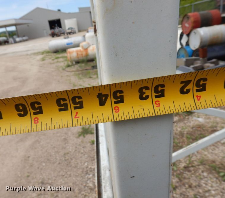 image for item DR0452 (3) tanks