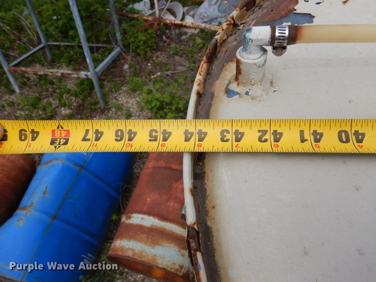 image for item DR0452 (3) tanks