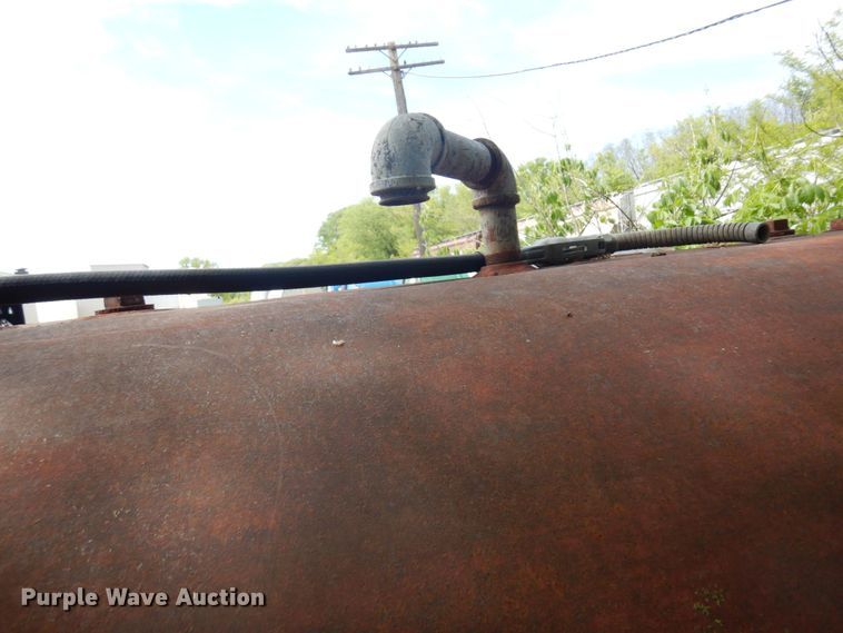 image for item DR0455 (2) tanks