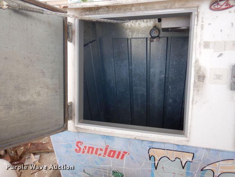 image for item DR0460 Star IS61AS  freezer