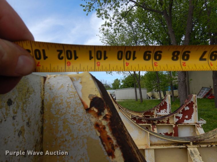 image for item DR0461 (4) tank saddle stands