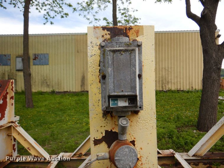 image for item DR0461 (4) tank saddle stands