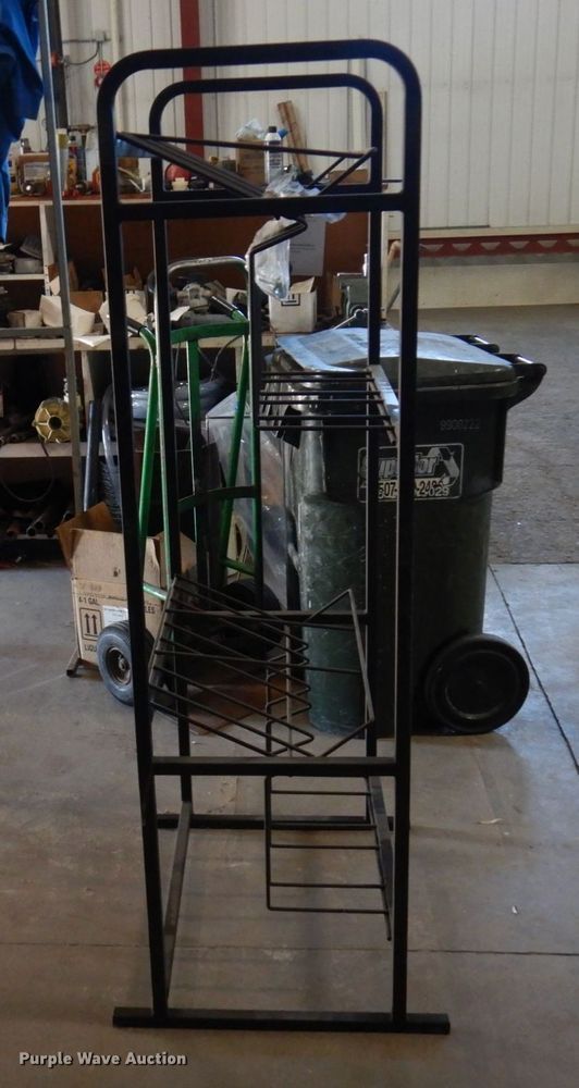 image for item DR0466 Approximately 20 display racks