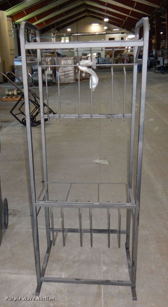 image for item DR0466 Approximately 20 display racks