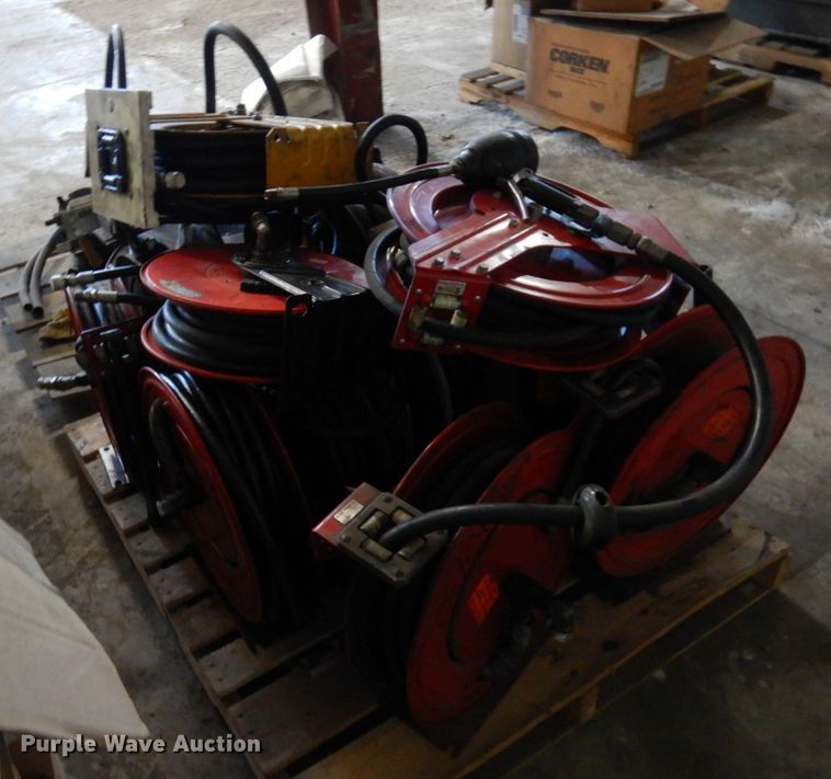 image for item DR0468 Approximately 15 hose reels