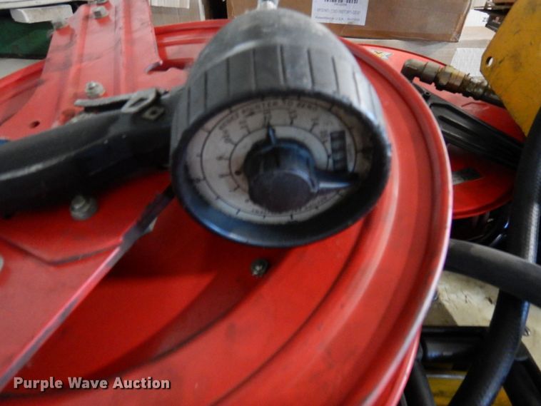 image for item DR0468 Approximately 15 hose reels