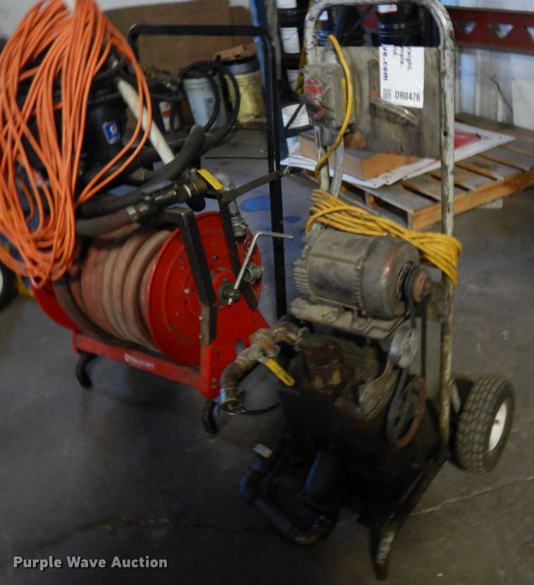 image for item DR0476 (2) fluid transfer pumps