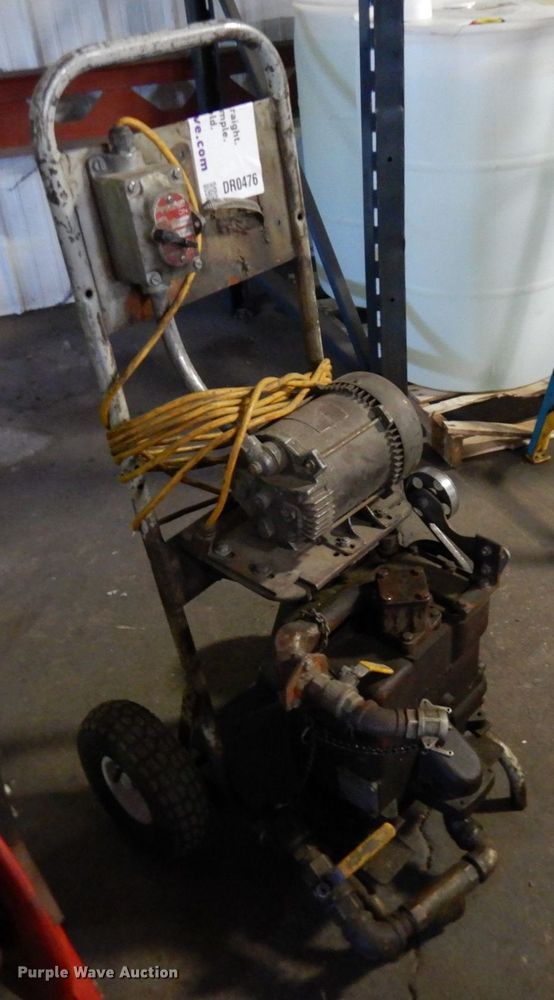 image for item DR0476 (2) fluid transfer pumps