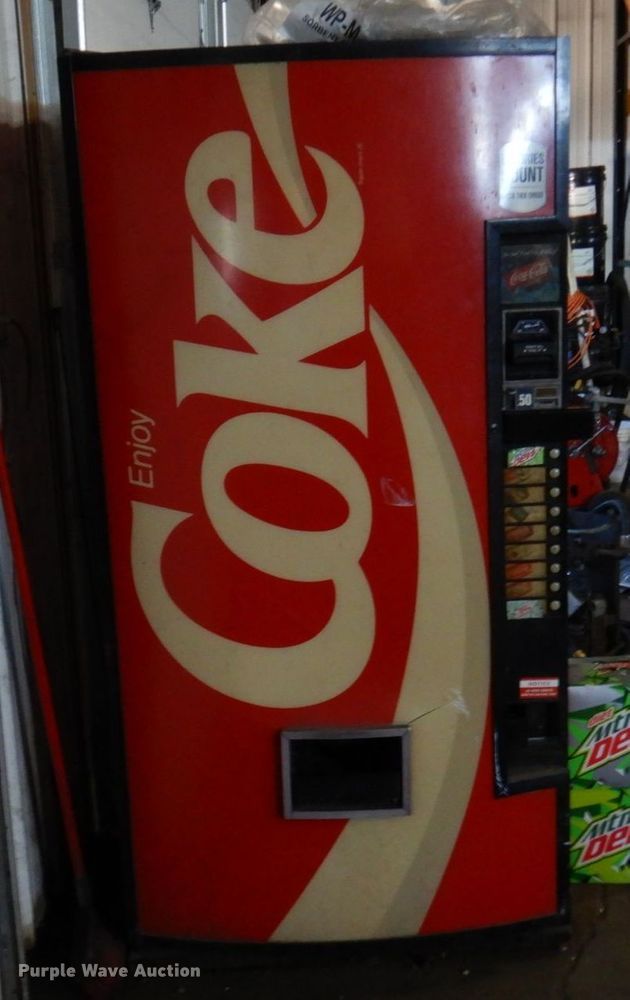 image for item DR0478 Dixie Narco  vending machine