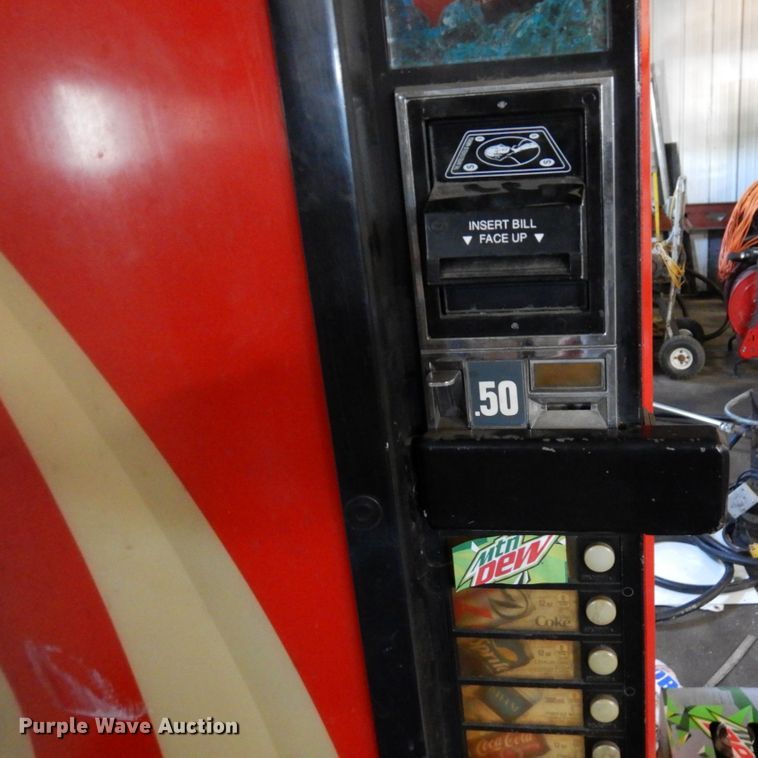 image for item DR0478 Dixie Narco  vending machine