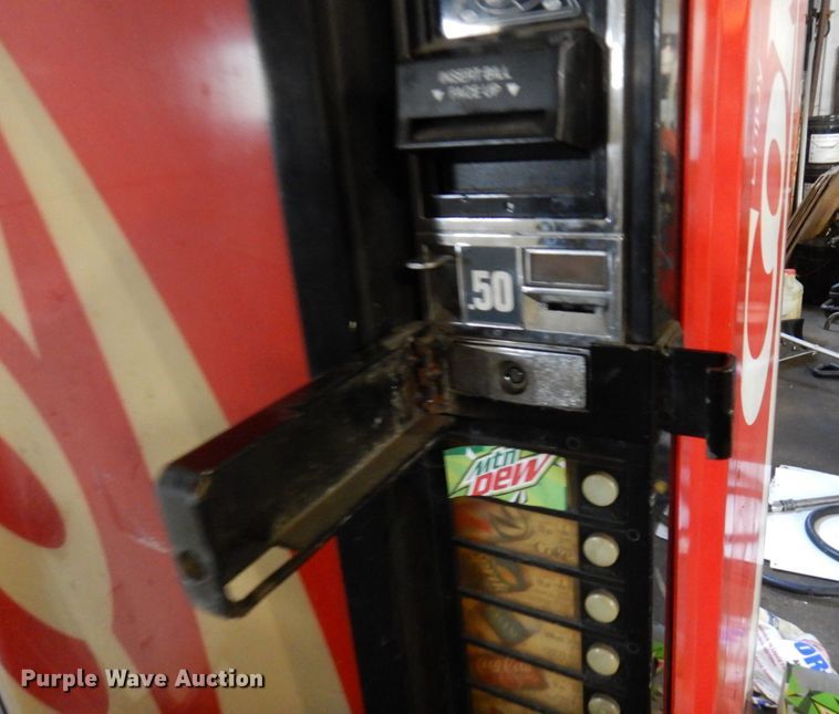 image for item DR0478 Dixie Narco  vending machine