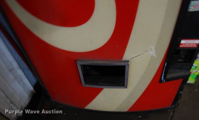 image for item DR0478 Dixie Narco  vending machine