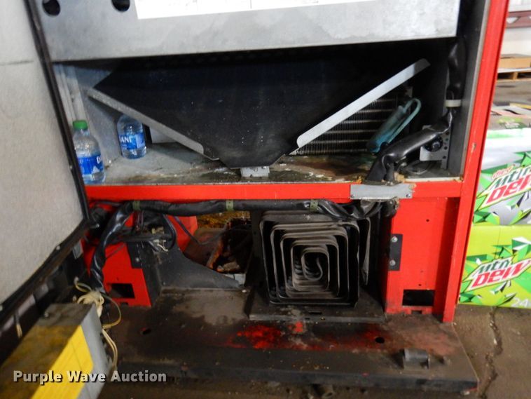 image for item DR0478 Dixie Narco  vending machine