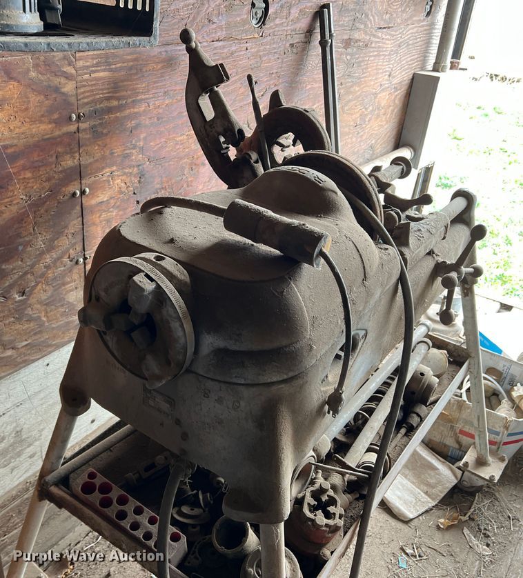 image for item DR1512 Ridgid 535  pipe threader