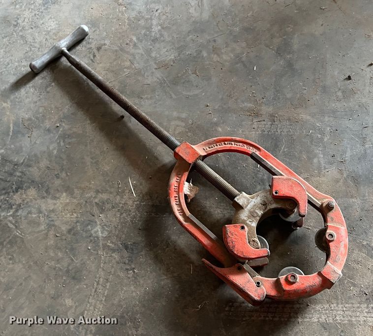 image for item DR1512 Ridgid 535  pipe threader