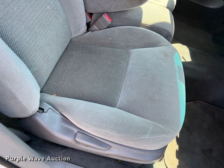 image for item DR1558 2006 Ford Taurus