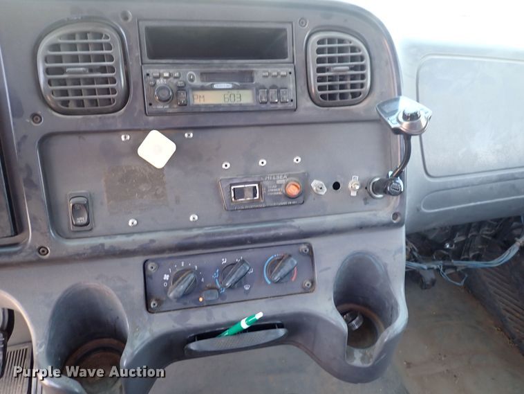 image for item DS7097 2004 Freightliner Business Class M2  vacuum truck