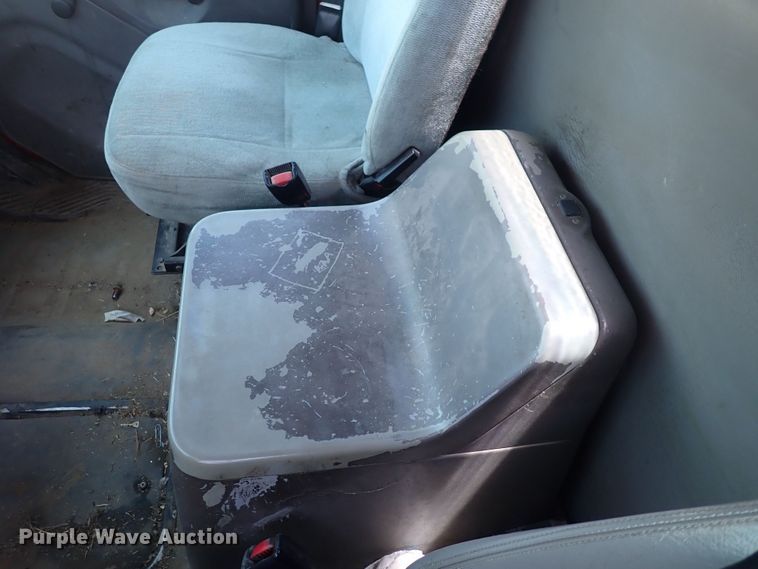 image for item DS7097 2004 Freightliner Business Class M2  vacuum truck